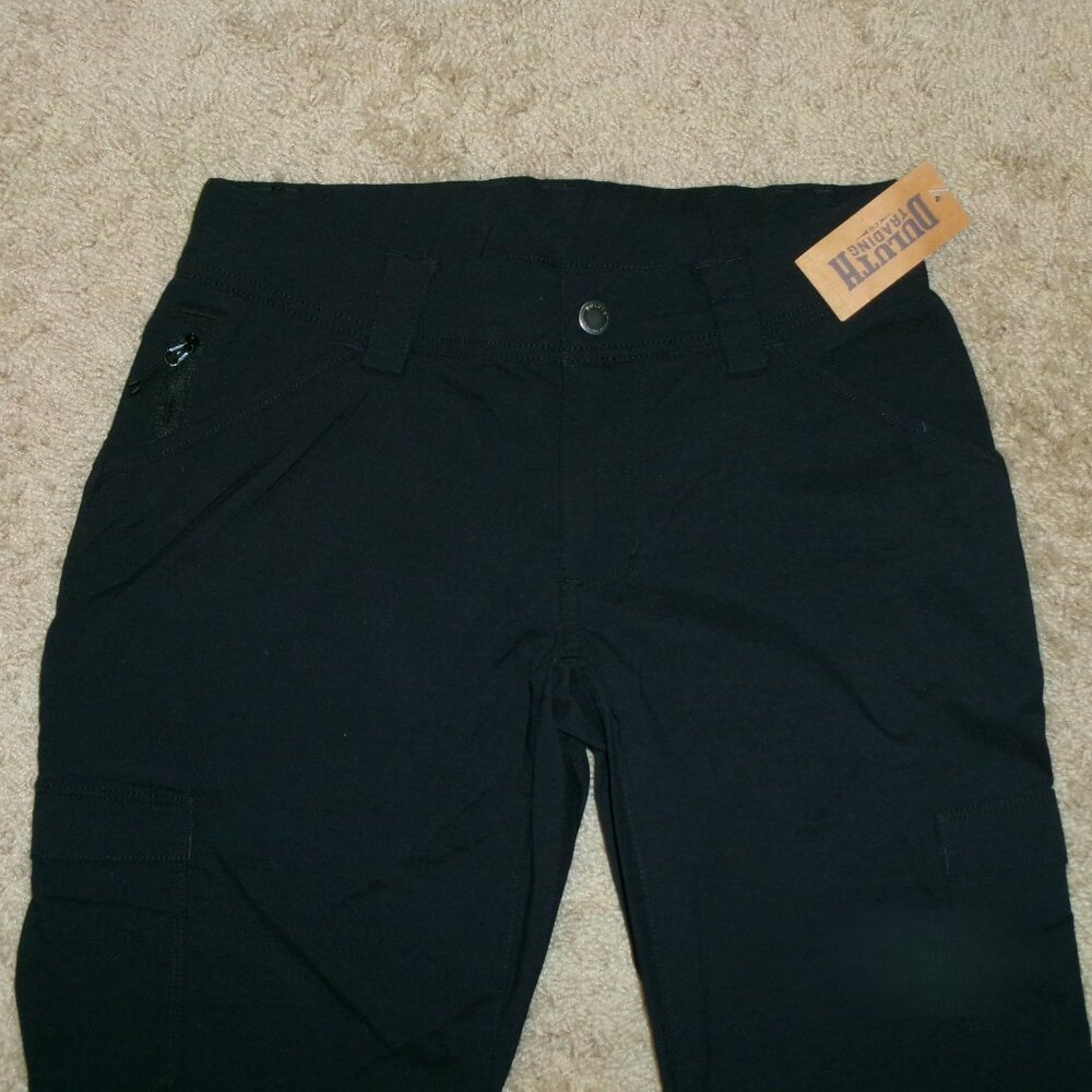 Women's Mid-Rise Bootcut black Cargo Pants - size 2 - Picture 2 of 8